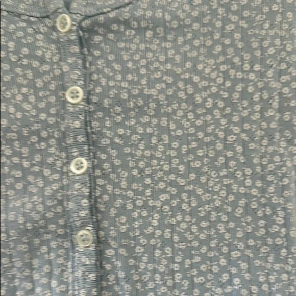 Brandy Melville Light Blue Floral Button-Up Blouse - Picture 4 of 4